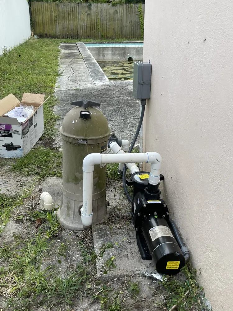 Custom lawn mowing service in Fort Lauderdale, FL by Burgos Sprinkler Maintenance