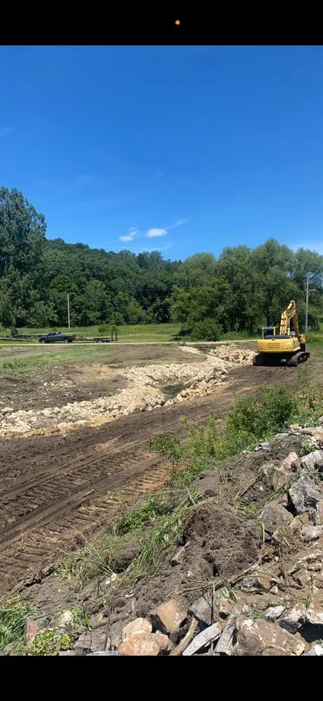 Reliable garden landscaping for homes in Richland Center, WI by Burkhamer excavating