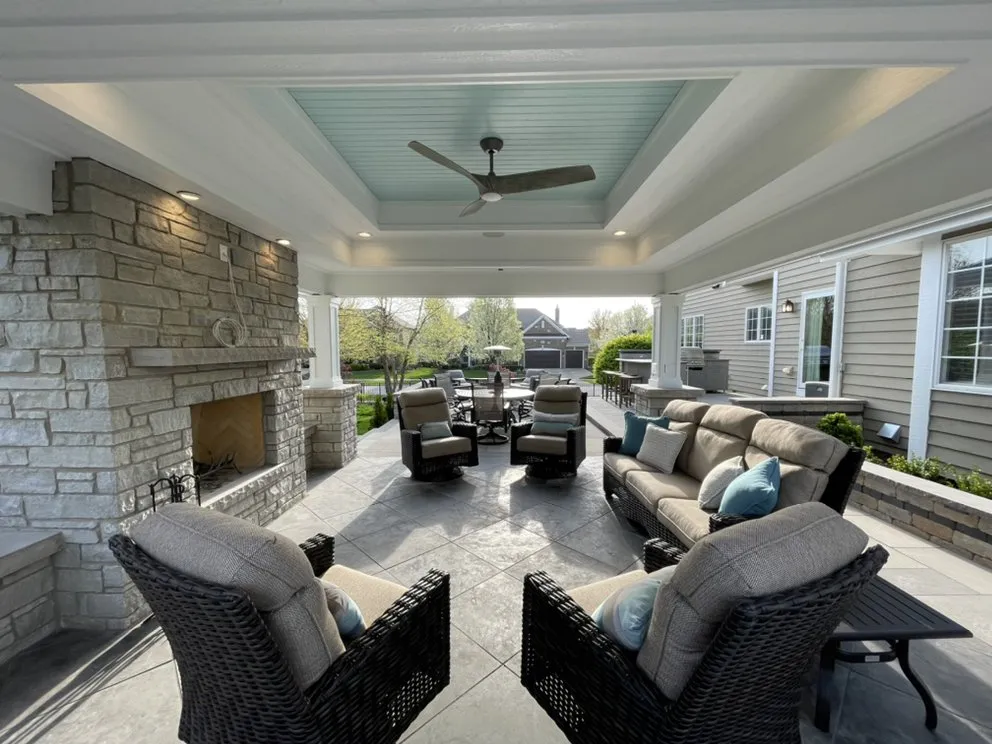 Local residential landscaping in Aurora, IL - Burkhart Outdoors