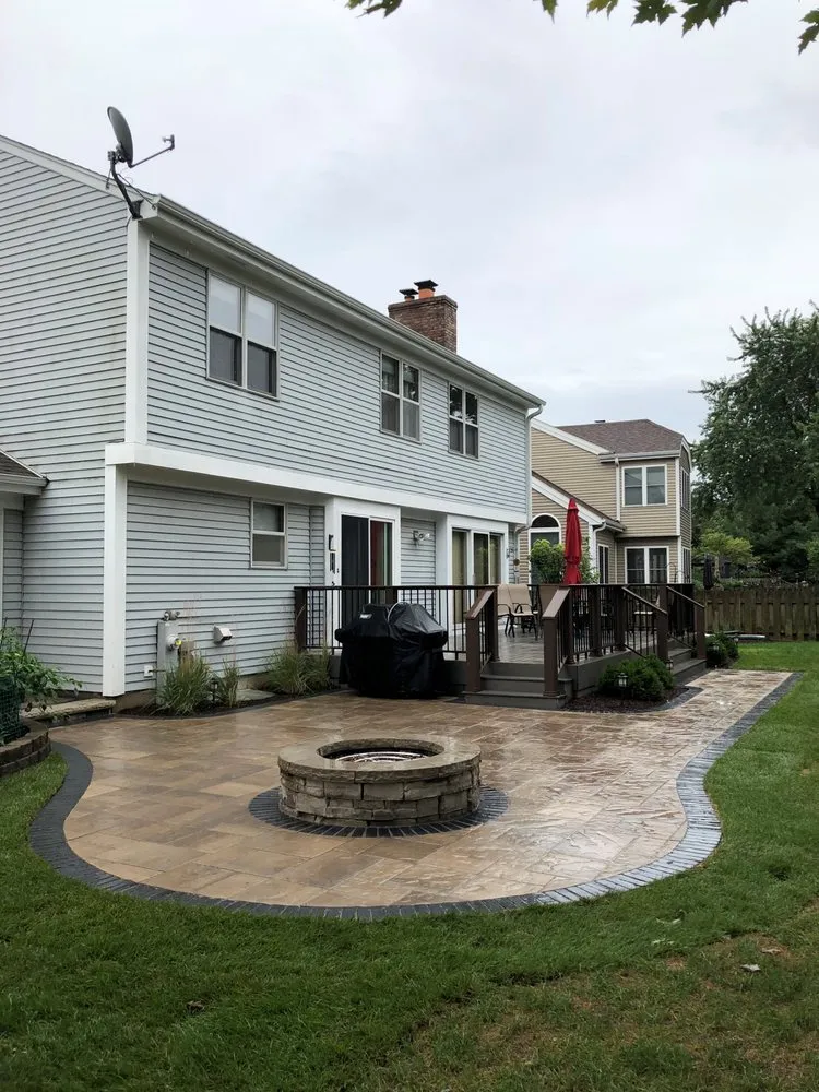 Top-rated landscape installation in Aurora, IL by Burkhart Outdoors