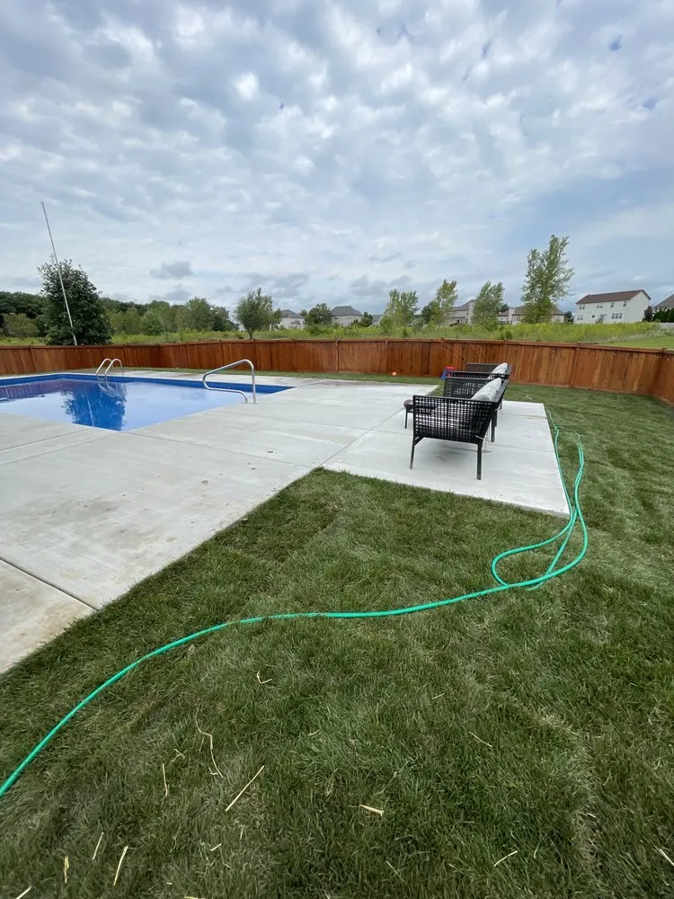 Professional yard maintenance experts serving Aurora, IL - Burkhart Outdoors