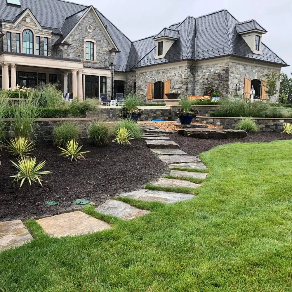 Trusted yard cleanup service in Brentwood, TN - Burlap and Bloom