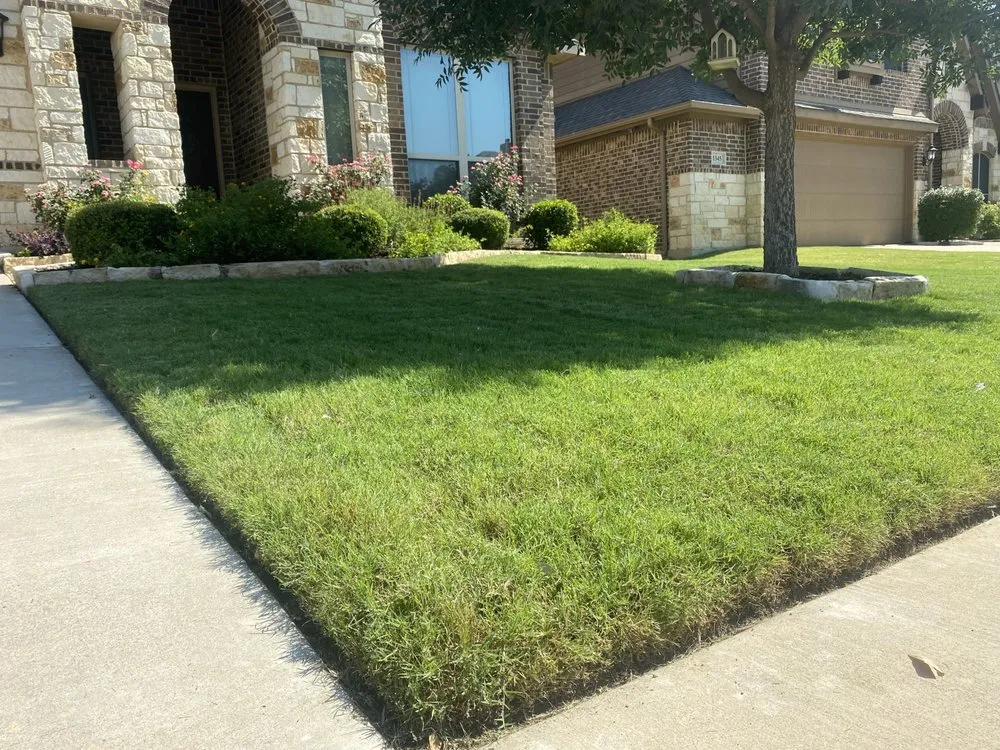 Local lawn care service experts serving Cross Timber, TX - Burleson Brothers Mowing