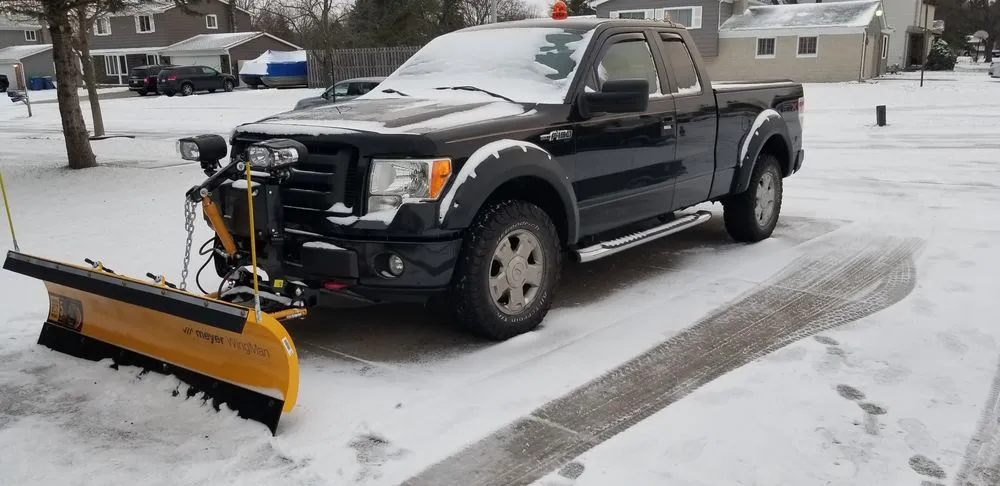 Local lawn care service in Waterford Township, MI - Burling Lawn Services