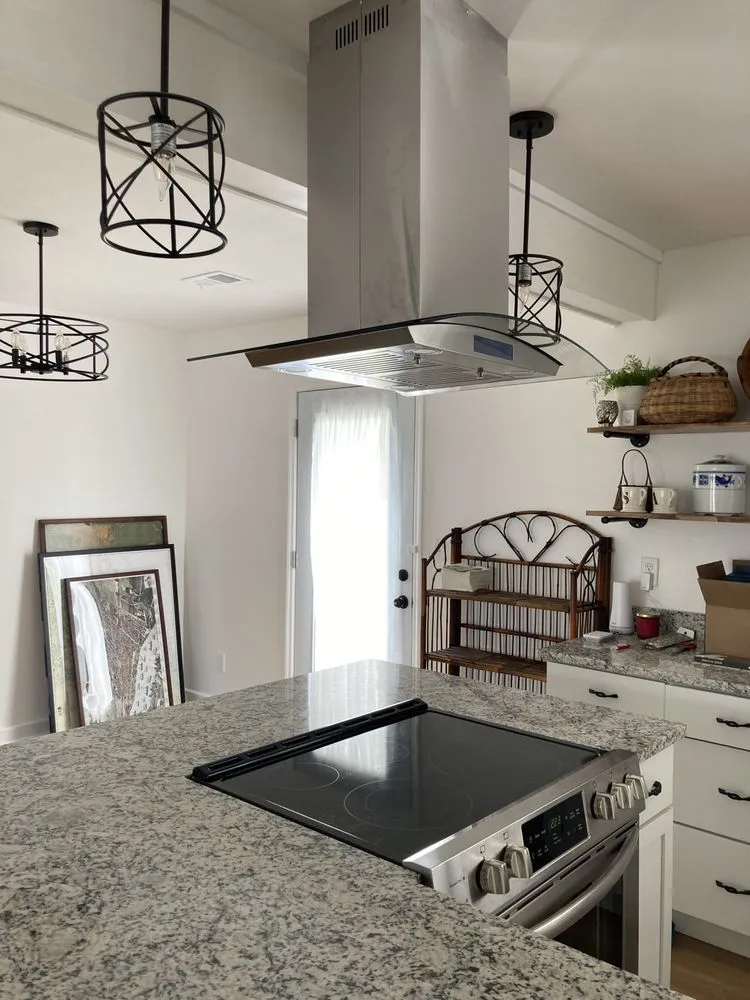 Expert yard cleanup service for homes in Burlington, IA by Burlington Handyman