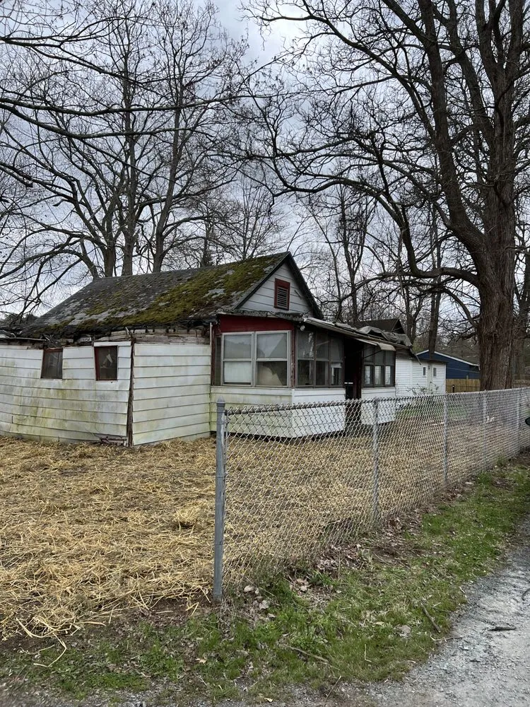 Top-rated lawn mowing service for homes across Nassau, NY - Burls Property Management