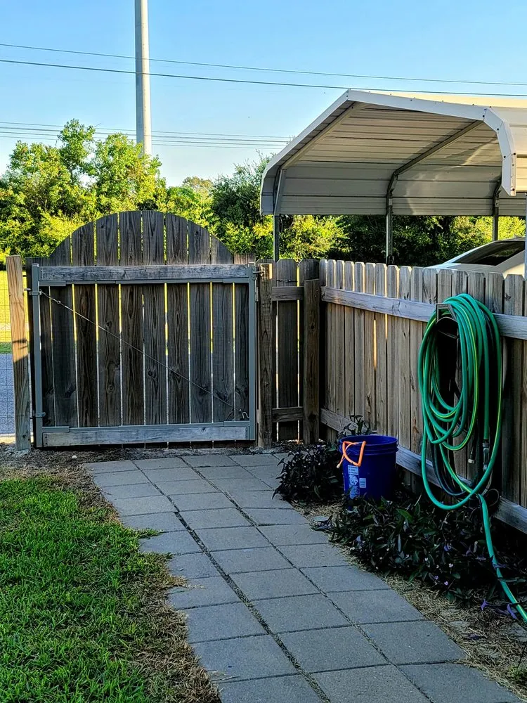 Reliable landscape design in Crosby, TX - Burmuda mow and more