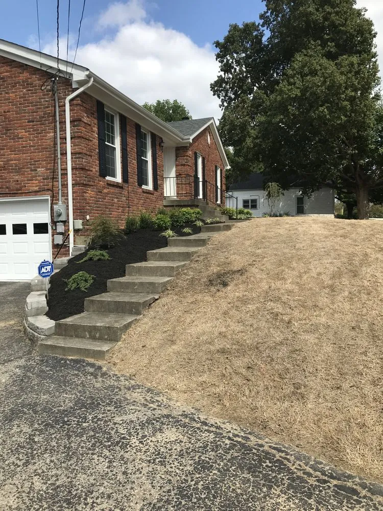 Reliable lawn care service in Shepherdsville, KY - Burns Custom Lawn Care