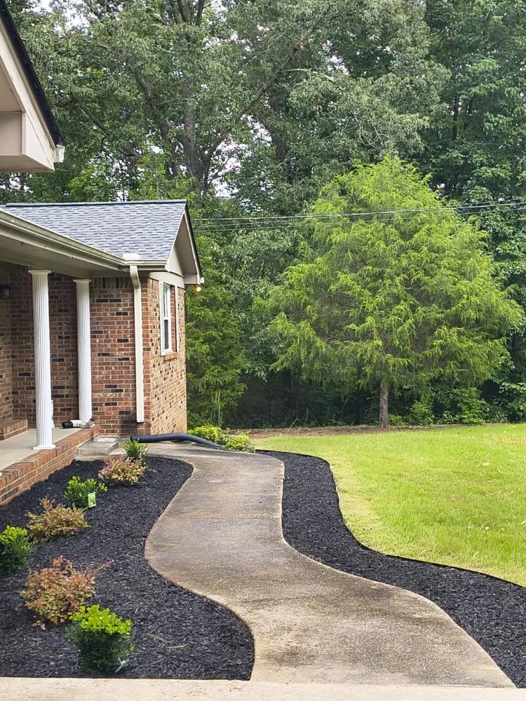 Local landscape design experts serving Russellville, AL - Burns Lawn & Landscape Services