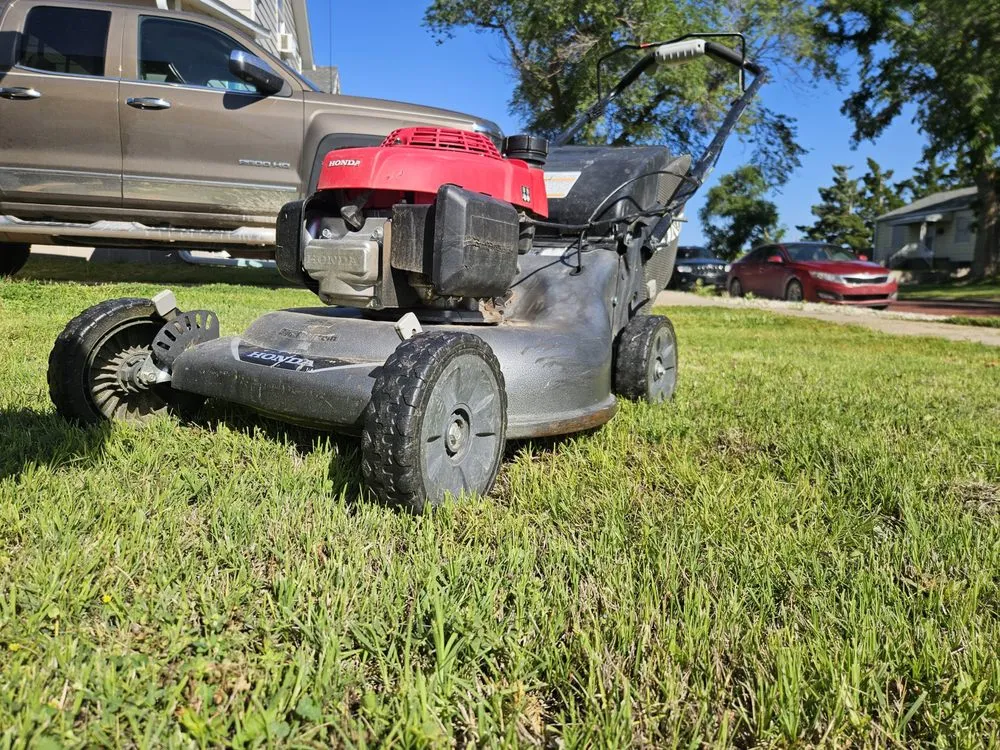 Expert lawn care service in Hays, KS by Burnsy's Lawn Service