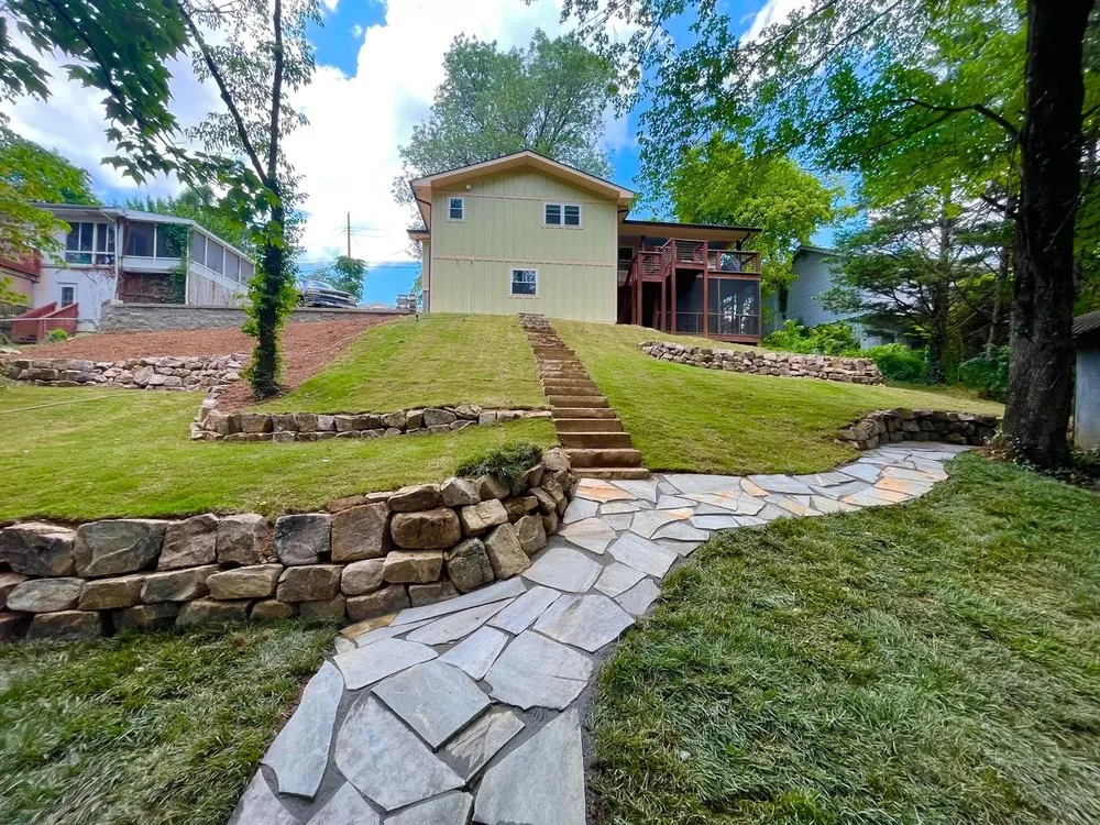 Top-rated landscape design in Chattanooga, TN by Bursting Blooms