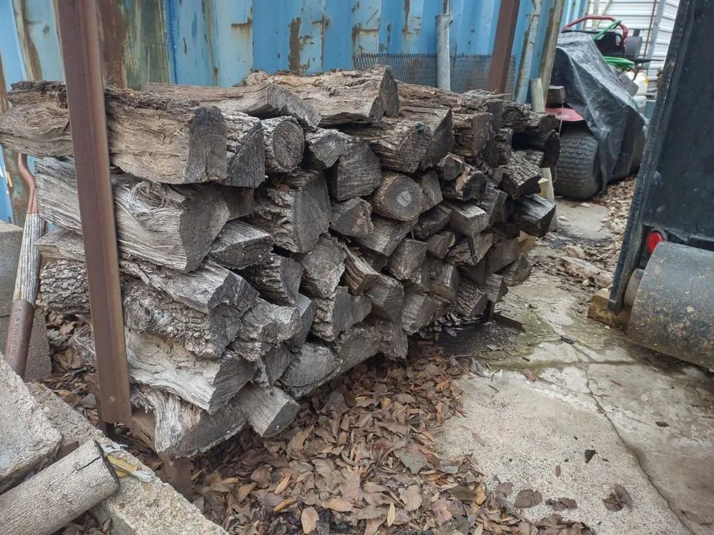 Expert yard cleanup service experts serving Houston, TX - Burton's Trash Service