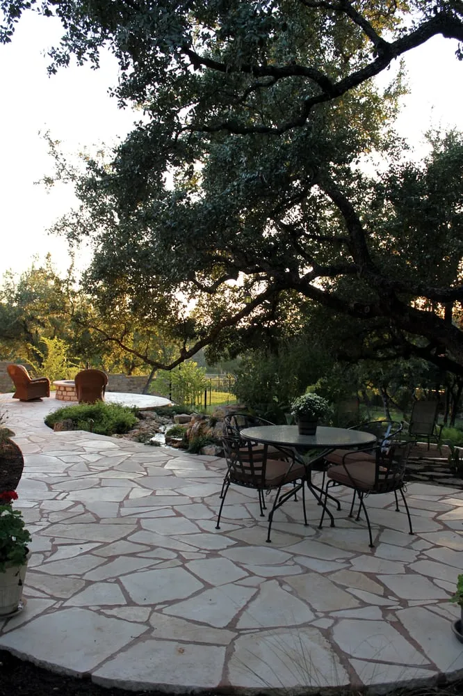 Professional lawn mowing service in Leander, TX by Busby Landscapes