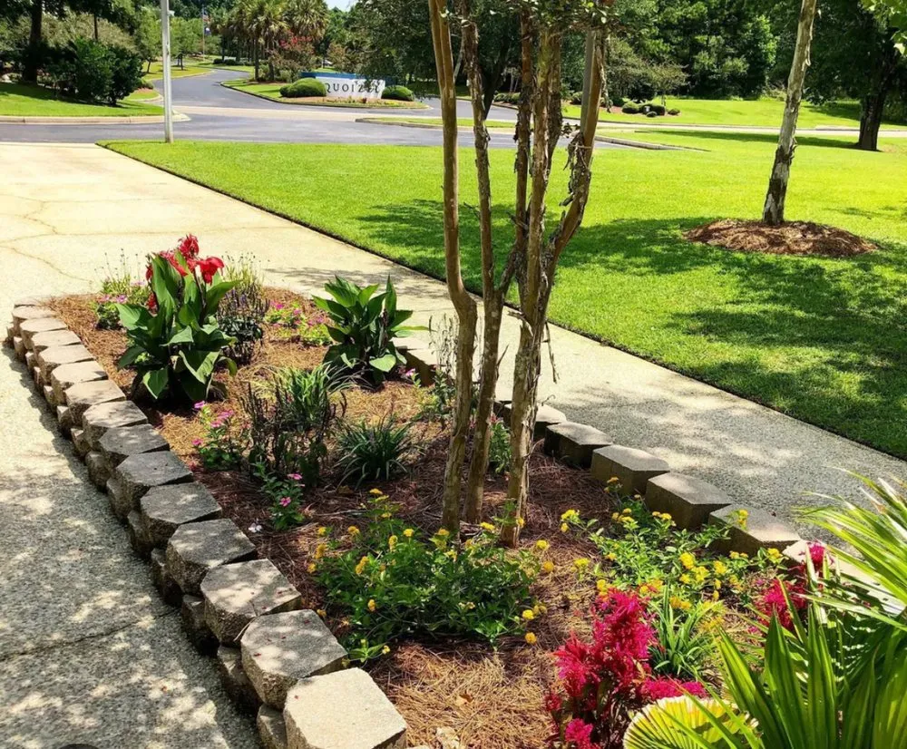 Affordable yard maintenance for beautiful yards across Phenix City, AL - Busby Lawn Care