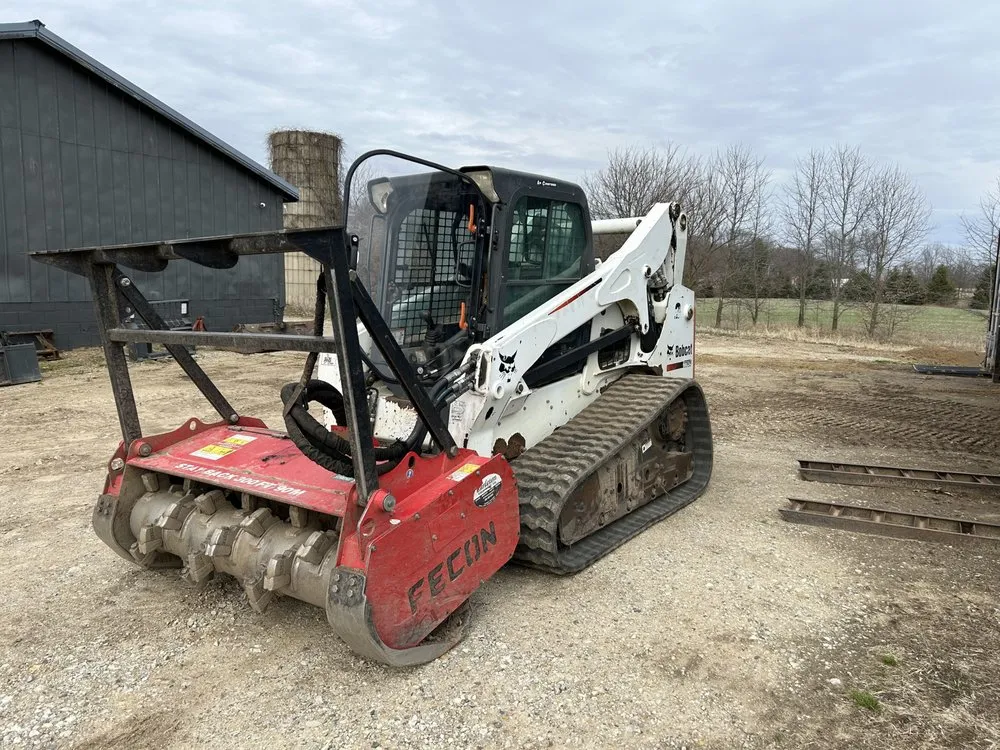 Local landscape design experts serving Marshall, MI - Buschwaker Mulching