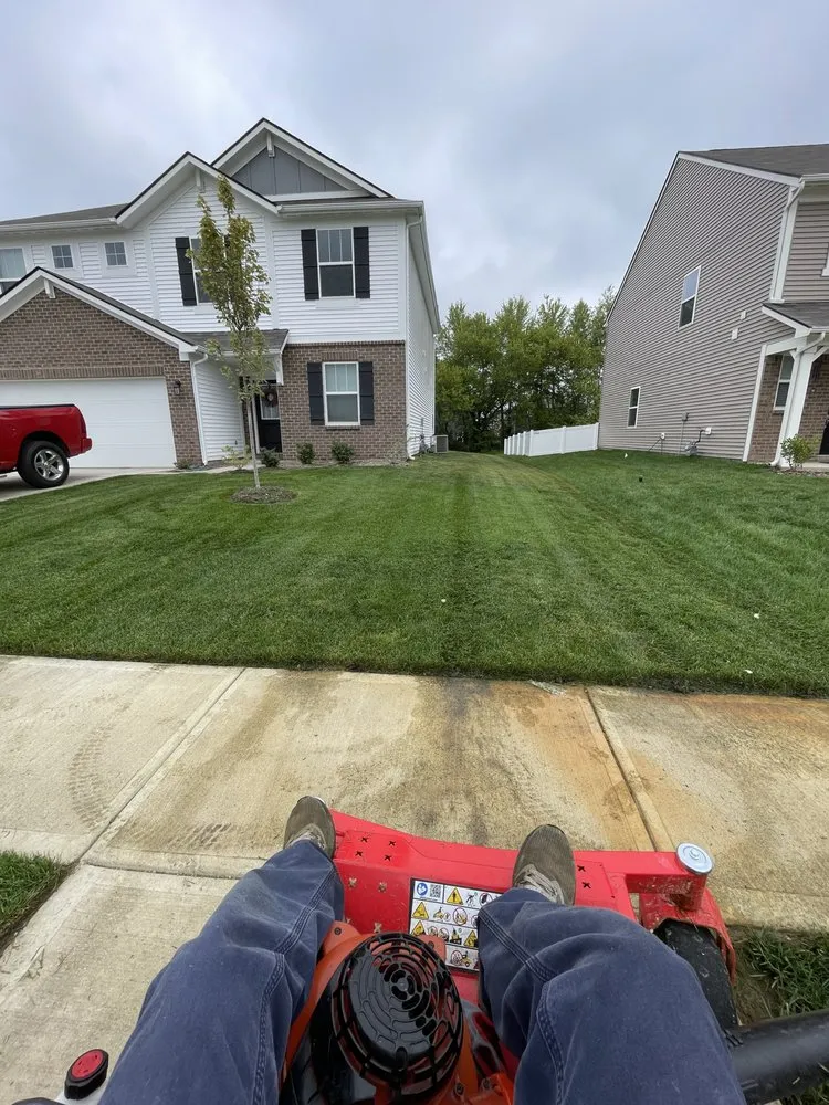 Affordable landscaping services experts serving Indianapolis, IN - Business Men