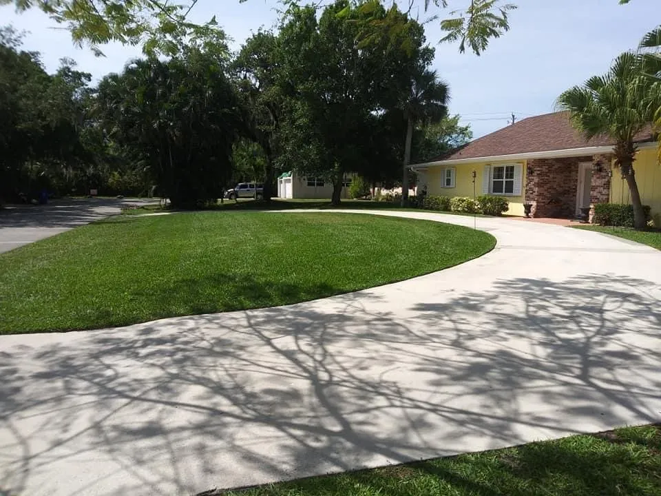 Custom garden landscaping with custom design across Vero Beach, FL - Busy B Lawn & Tree Services