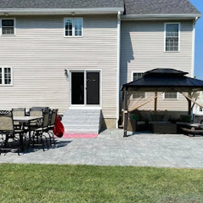 Top-rated garden landscaping for homes across Goffstown, NH - Busy Bee Landscaping