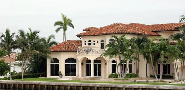 Busy Bees Complete Tree Services and Landscape Design Logo