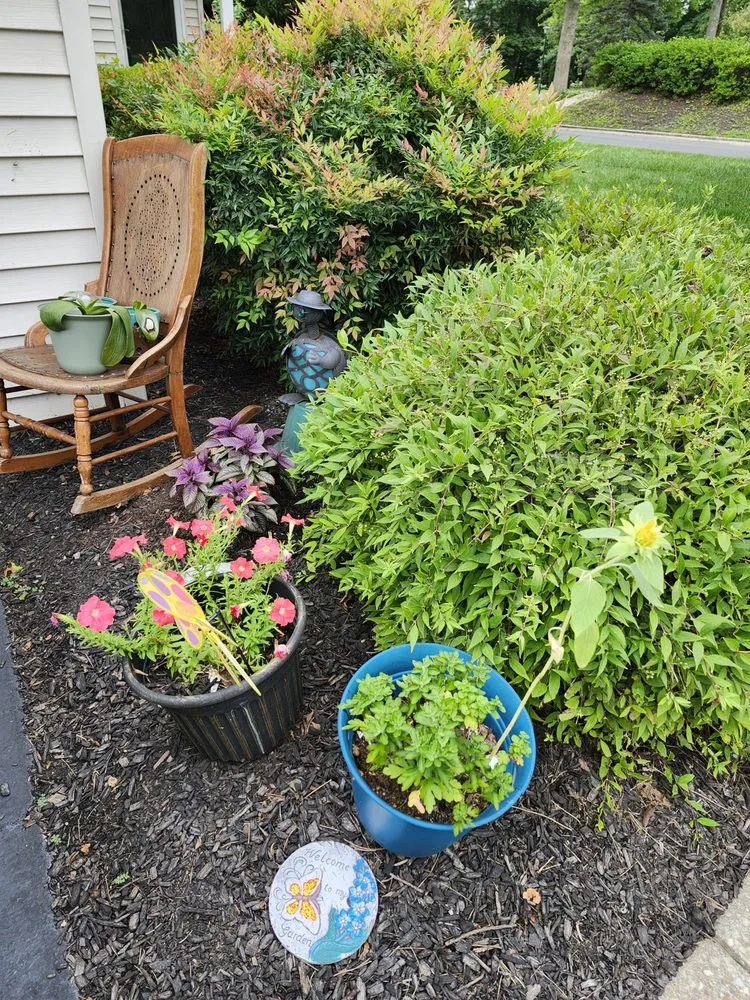 Affordable lawn mowing service in Newark, DE by Busy Bees Landscaping