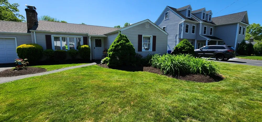 Custom lawn mowing service for beautiful yards across Newton, NJ - Busy B's Landscaping