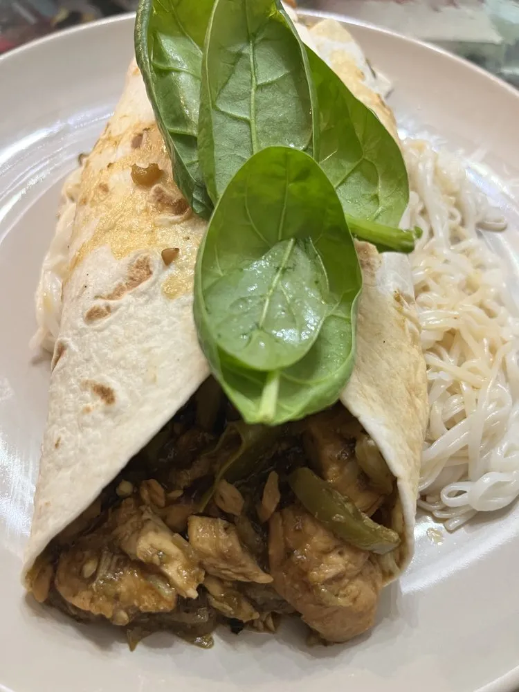 Expert residential landscaping in Fort Lauderdale, FL by Busy Ricky Construction And Landscaping