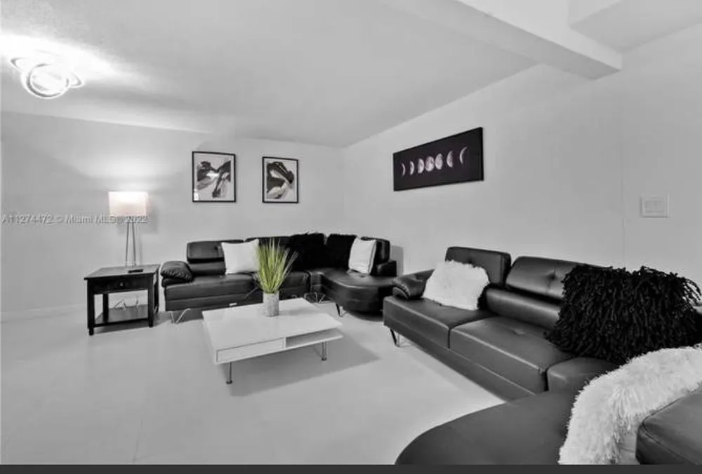 Trusted yard maintenance near you across Fort Lauderdale, FL - Busy Ricky Construction And Landscaping