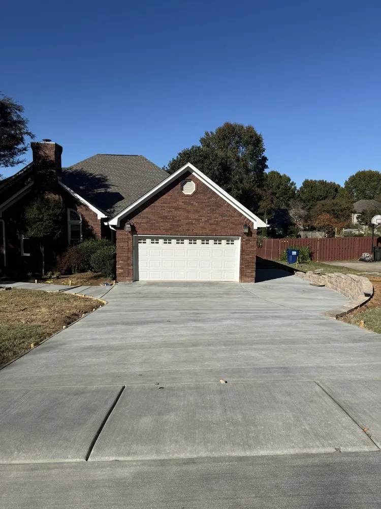 Top-rated yard cleanup service in Huntsville, AL - Butler & Associates Construction