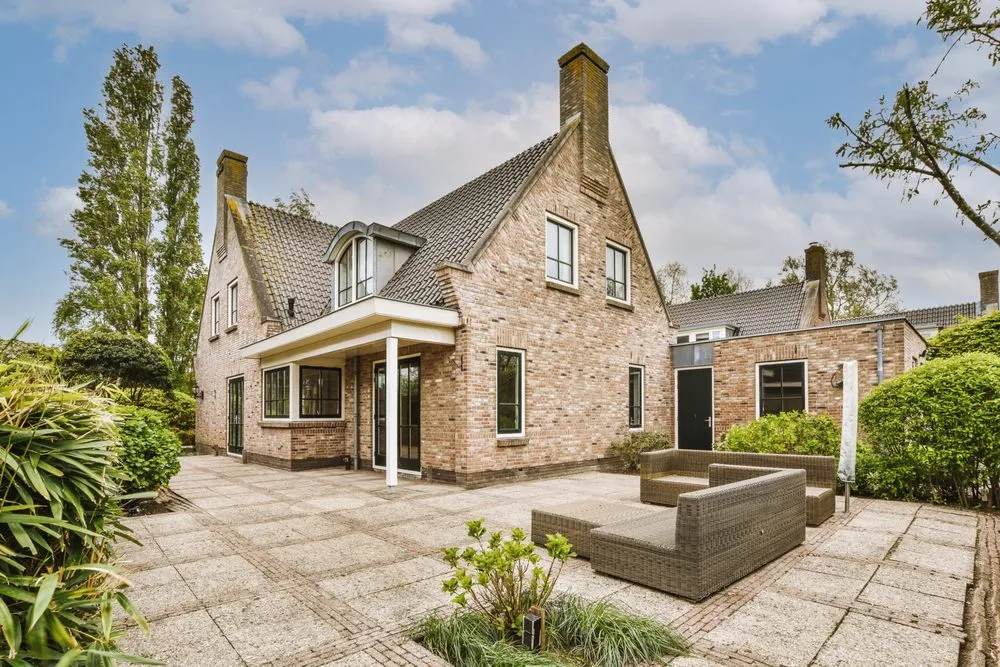 Local yard maintenance near you in Huntsville, AL by Butler & Associates Construction