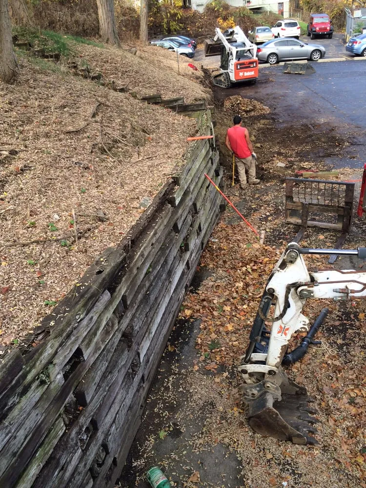 Professional yard cleanup service experts serving Pittsburgh, PA - Butler Landscaping