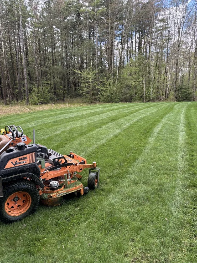 Professional yard maintenance experts serving Gardner, MA - Butlers Professional Services