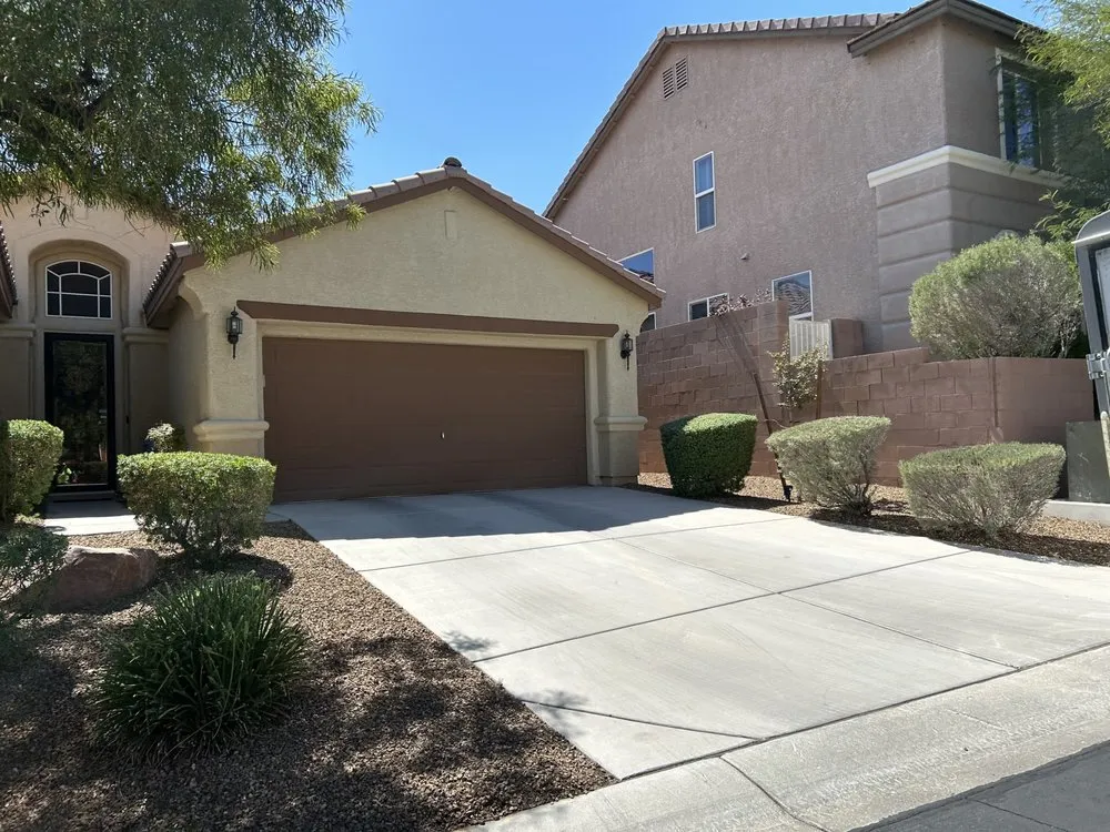 Affordable residential landscaping with custom design in Las Vegas, NV by Buttercup Landscaping