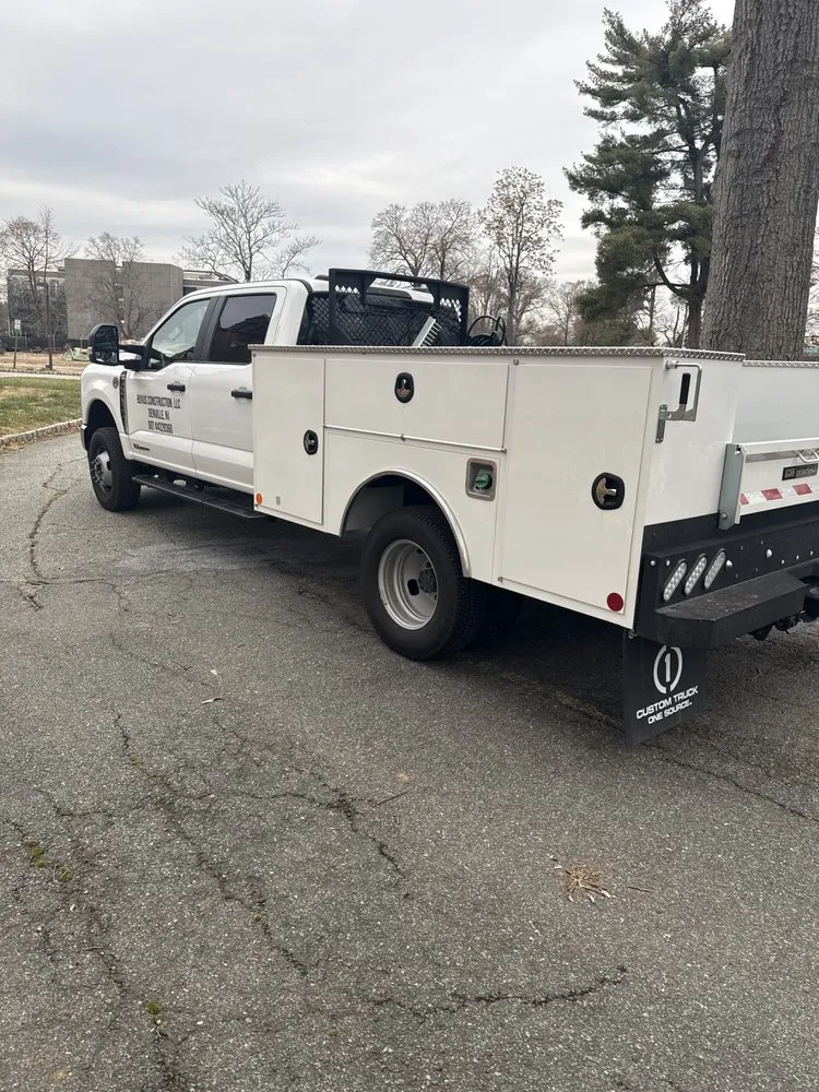 Expert yard cleanup service for homes across Brentwood, NY - Buxus