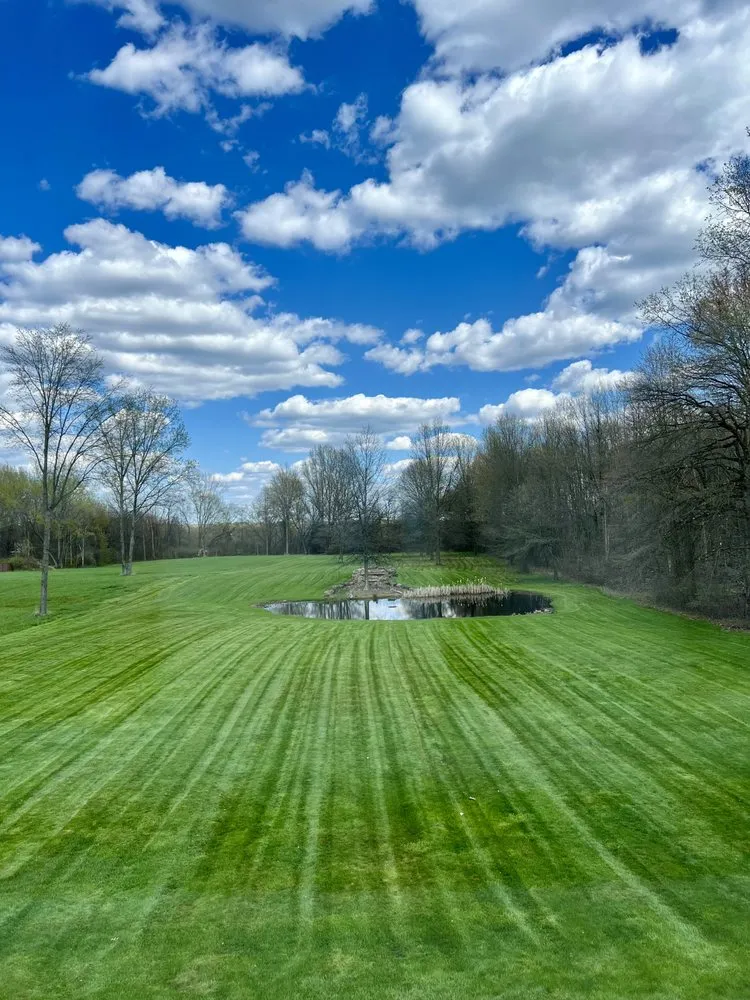 Top-rated lawn care service in Poland, OH by Buzz Bros