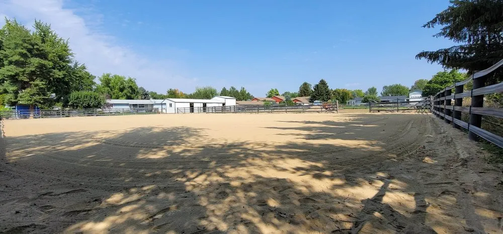 Trusted landscape installation in Meridian, ID - Buzz Custom Construction