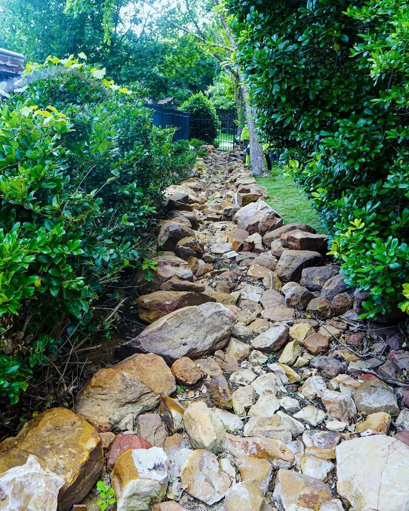 Reliable lawn care service in Colleyville, TX by Buzzcutters Landscaping