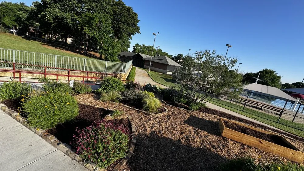 Custom garden landscaping in Colleyville, TX by Buzzcutters Landscaping