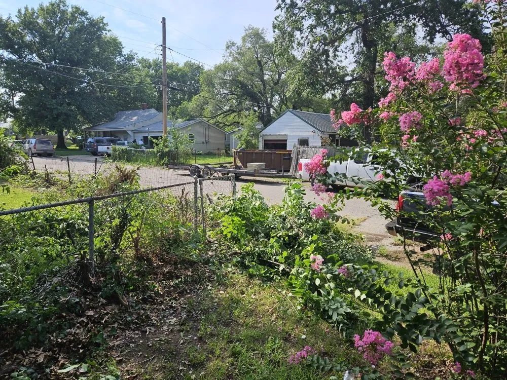 Trusted yard maintenance in El Dorado, KS - Buzz'z Lawn & Landscaping