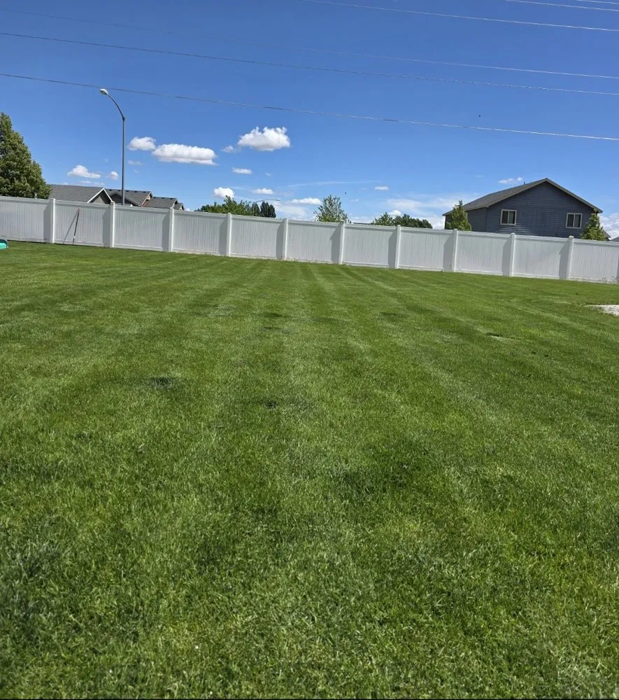 Top-rated yard cleanup service in Moses Lake, WA by BV Landscaping