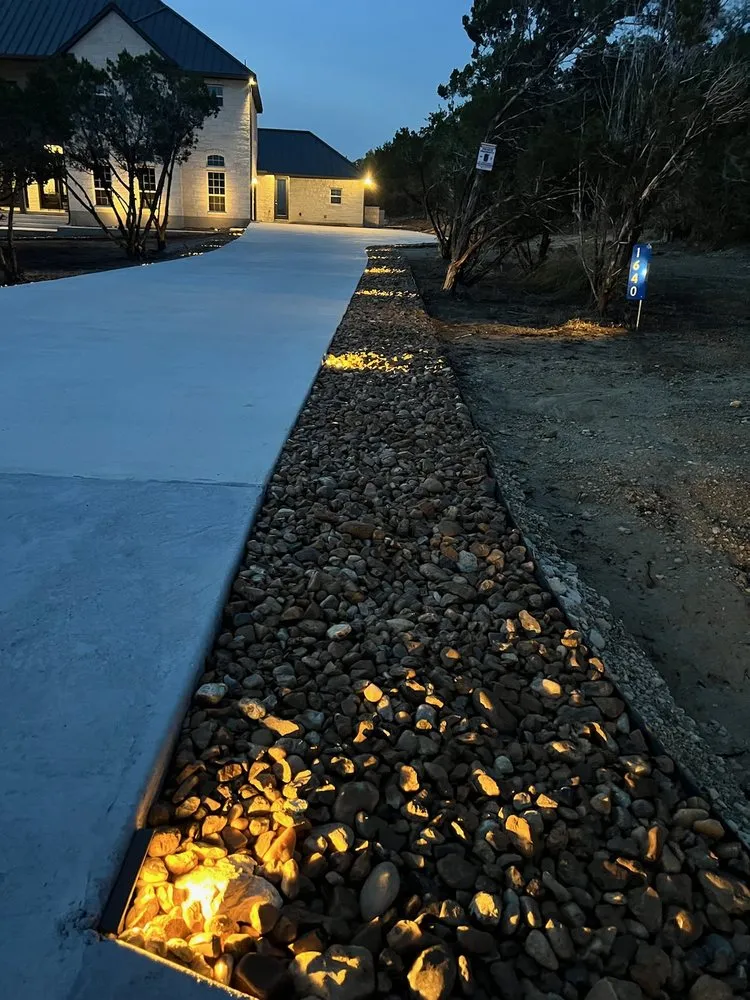 Expert yard maintenance in San Antonio, TX - B&V Landscaping