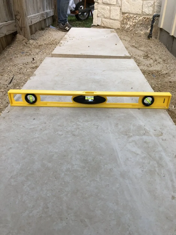 Expert garden landscaping experts serving San Antonio, TX - BV Lawns and Landscaping