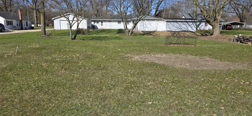 Expert residential landscaping in Edwardsburg, MI by BW Fertilizing