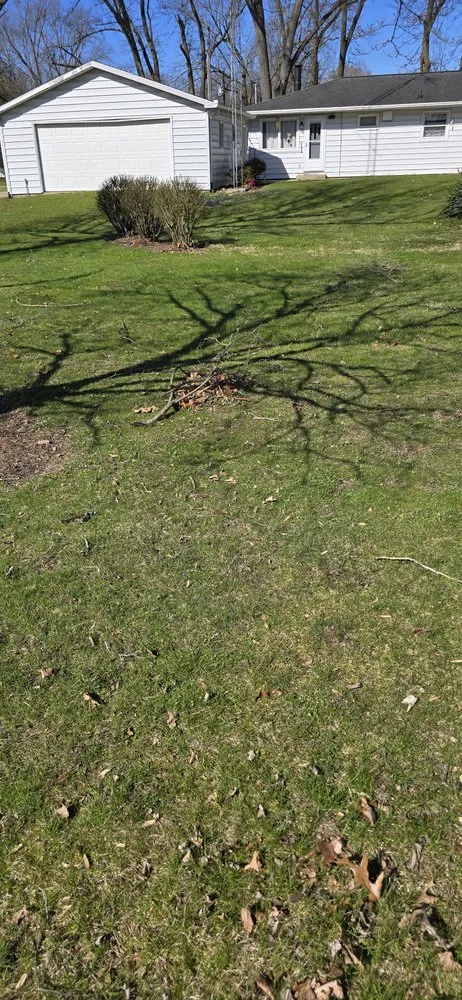 Top-rated landscape design for year-round maintenance in Edwardsburg, MI by BW Fertilizing