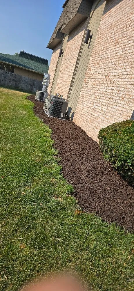 Expert outdoor landscaping in Edwardsburg, MI - BW Fertilizing