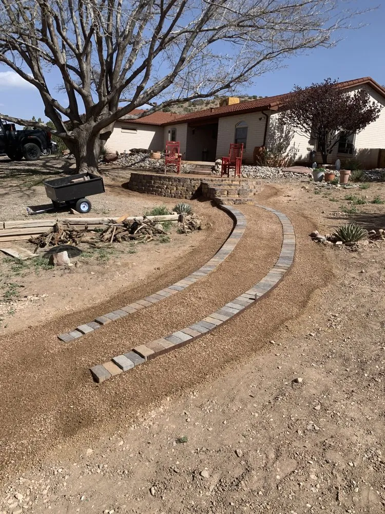 Local yard cleanup service for outdoor upgrades across Albuquerque, NM - B&W General Services