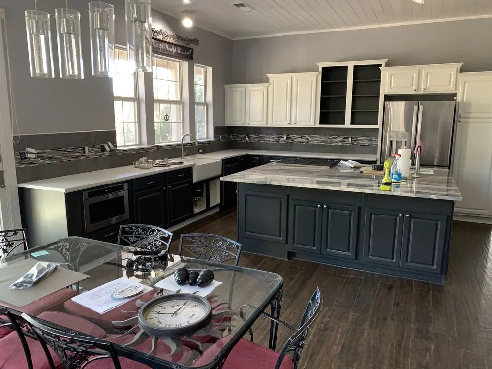 Custom lawn care service for year-round maintenance across Albuquerque, NM - B&W General Services