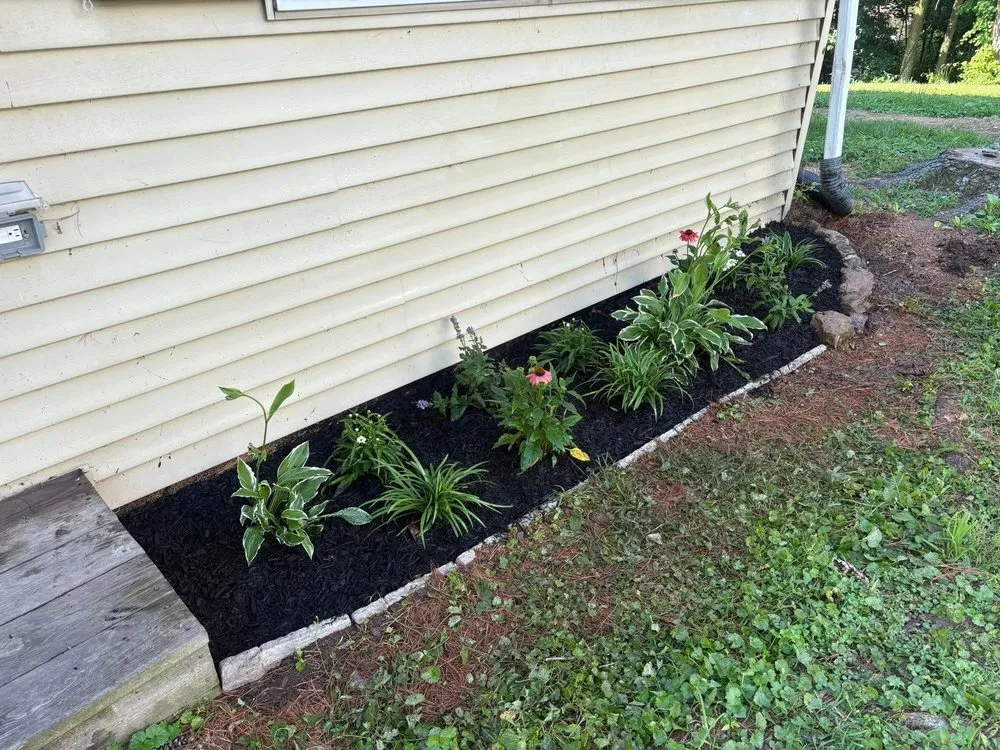 Custom residential landscaping experts serving Mechanicsburg, PA - BW Outdoor Solutions