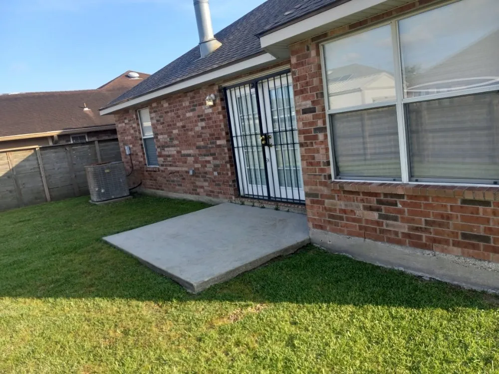 Custom residential landscaping for homes across New Orleans, LA - Bway Management Services