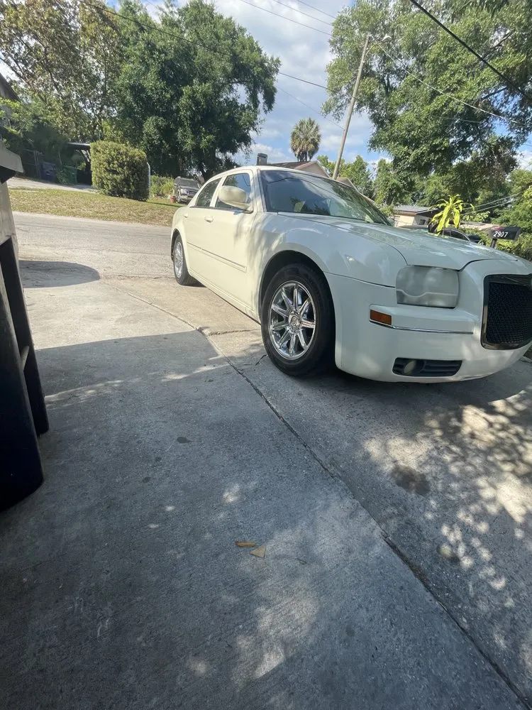 Custom yard cleanup service in Tampa Bay, FL by BYC Landscaping & Pressure Washing