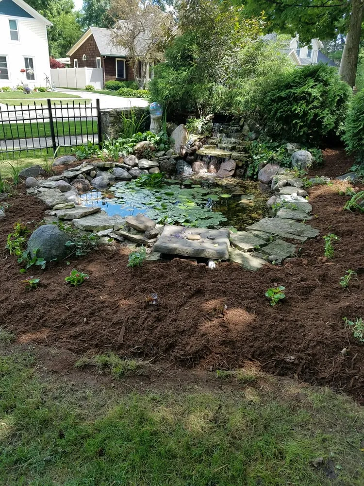 Trusted residential landscaping with custom design across Geneva, IL - Byrd Ponds